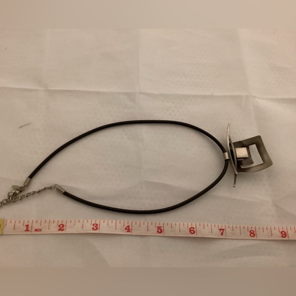 Christophe Poly gold tone and silver tone necklace - Picture 5 of 5